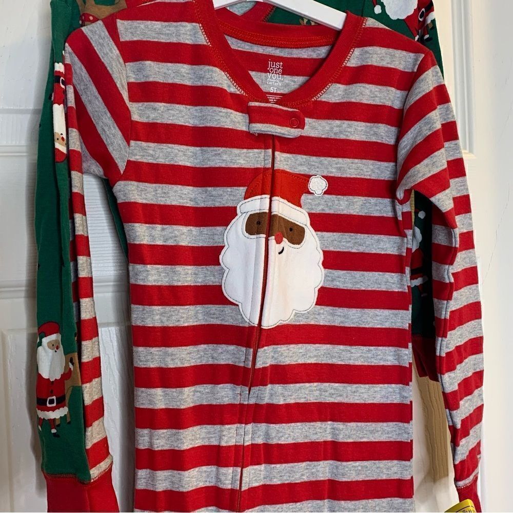 Children’s Size 5T Pair of Holiday Footed Pajamas - Picture 3 of 7